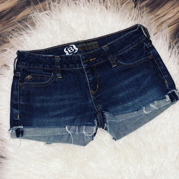 Bullhead Pants - Super Cute Roll Cuff Jean Shorts Pacsun Sz 1